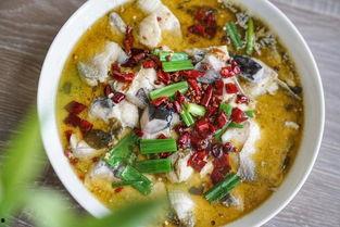 男子爆料酸菜鱼视频全集,揭秘网红美食背后的真相  第2张