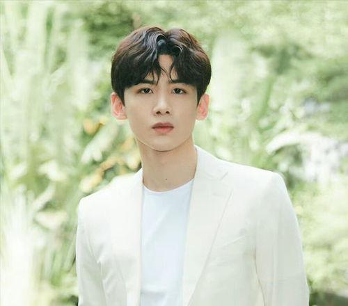 白敬亭最新大爆料视频,独家幕后故事大公开 第1张 白敬亭最新大爆料视频,独家幕后故事大公开 第1张